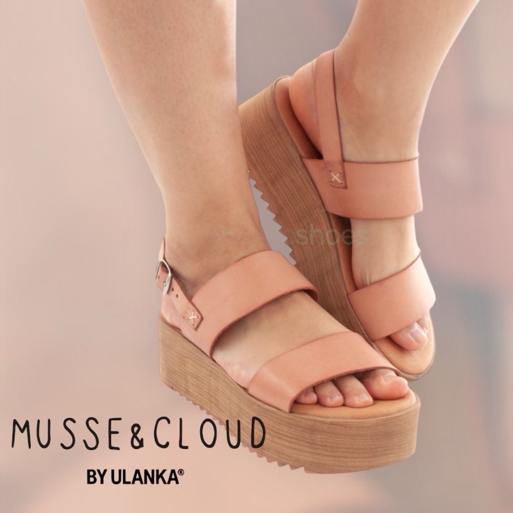 Musse & Cloud Isadora leather platform sandal. Size 9.